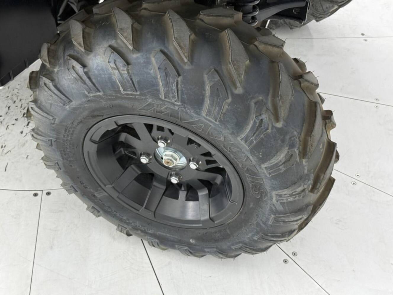 A photo of this 2025 Yamaha Kodiak 700 EPS