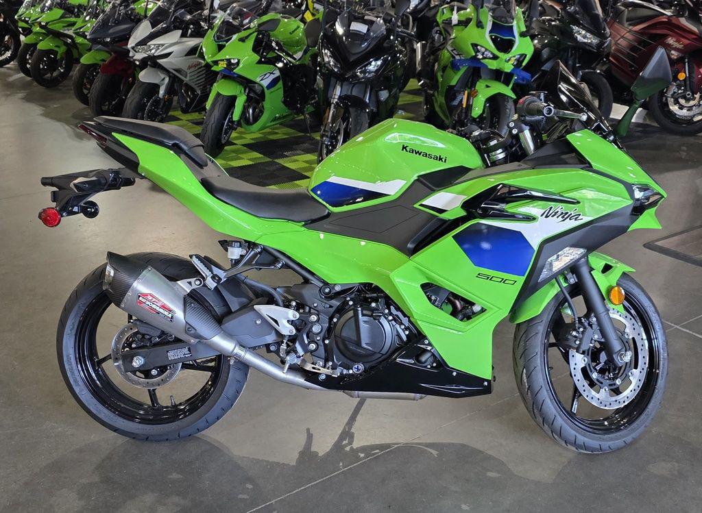 2026 Kawasaki Ninja 500 Metallic Flat Spark Black BASE in Ocala, FL