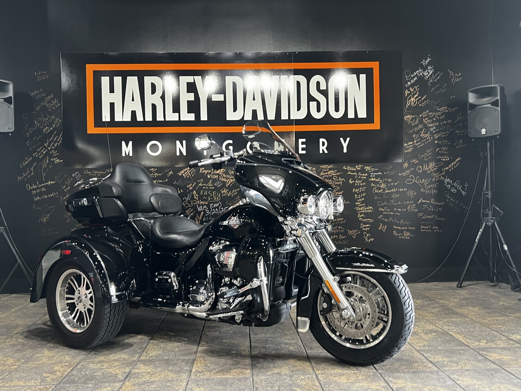 2023 Harley-Davidson Tri Glide Ultra ULTRA CLASSIC in Montgomery, AL