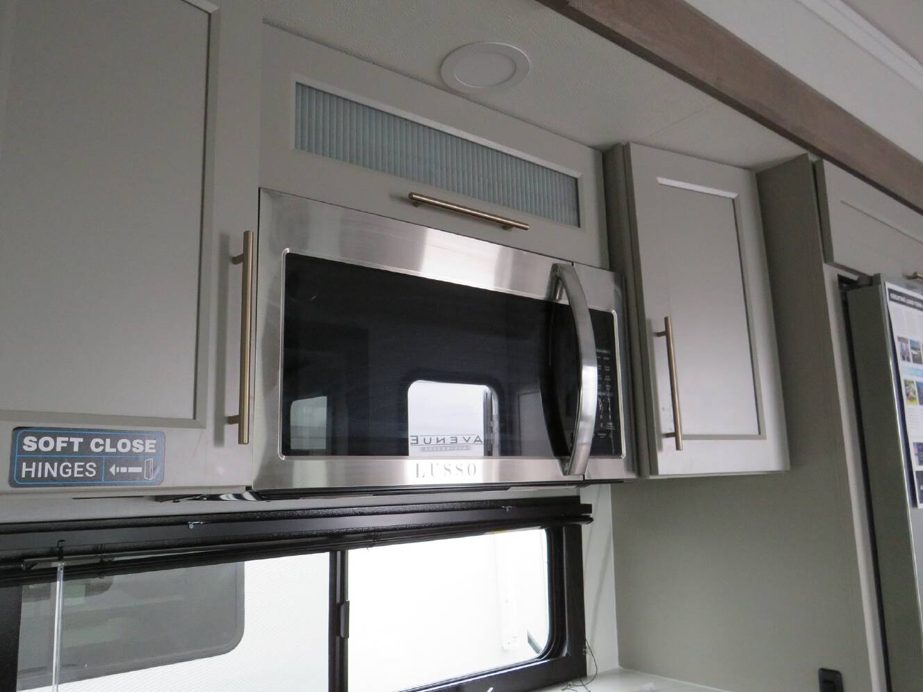 A photo of this 2026 Alliance PARADIGM 340RL
