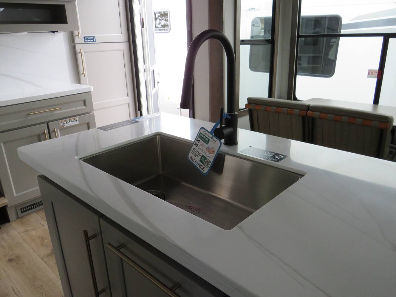 A photo of this 2026 Alliance PARADIGM 340RL