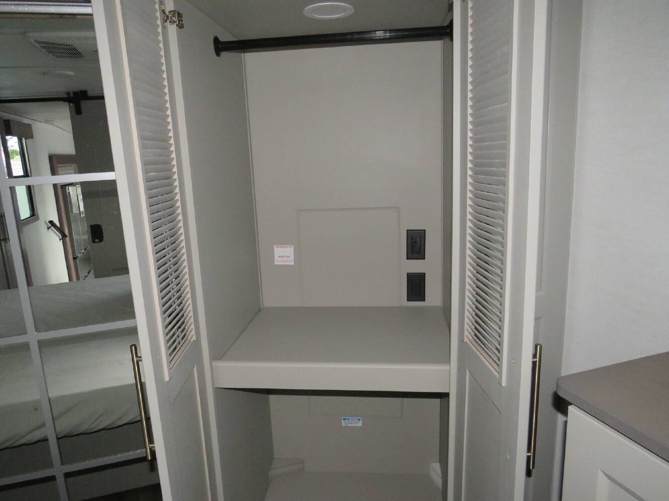 A photo of this 2026 Alliance PARADIGM 340RL