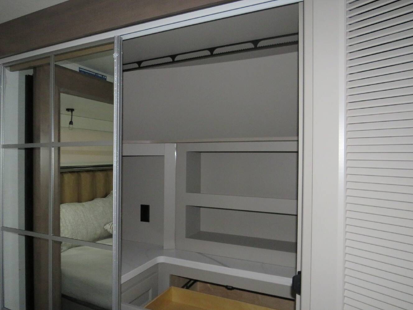 A photo of this 2026 Alliance PARADIGM 340RL