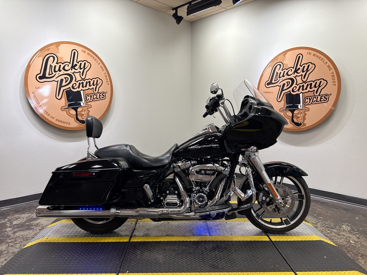 2019 Harley-Davidson ROAD GLIDE in Bedford, TX