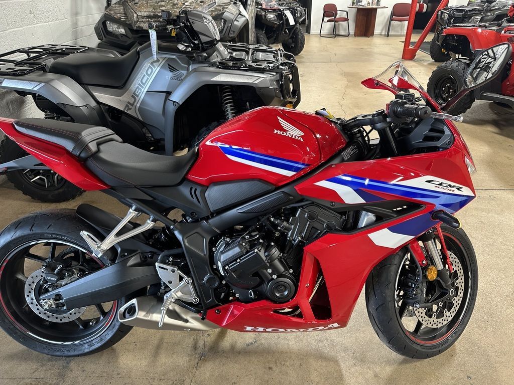 2026 Honda® CBR650R E-Clutch BASE in Williamsport, PA