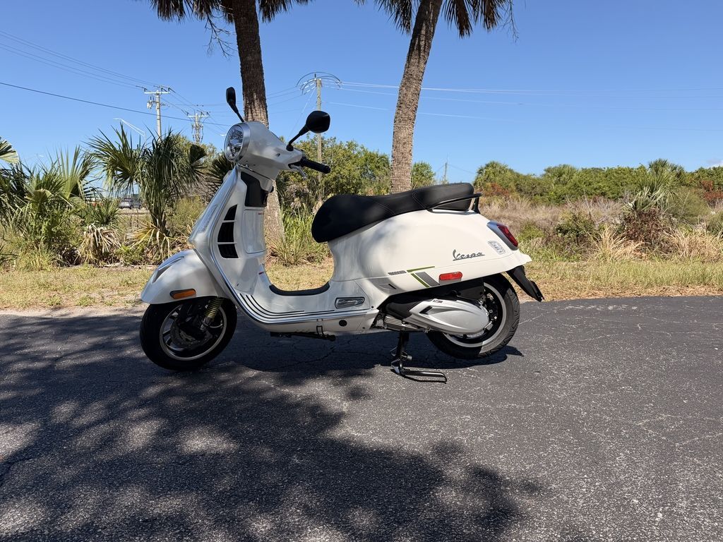 2027 Vespa GTS 310 310 in Sarasota, FL