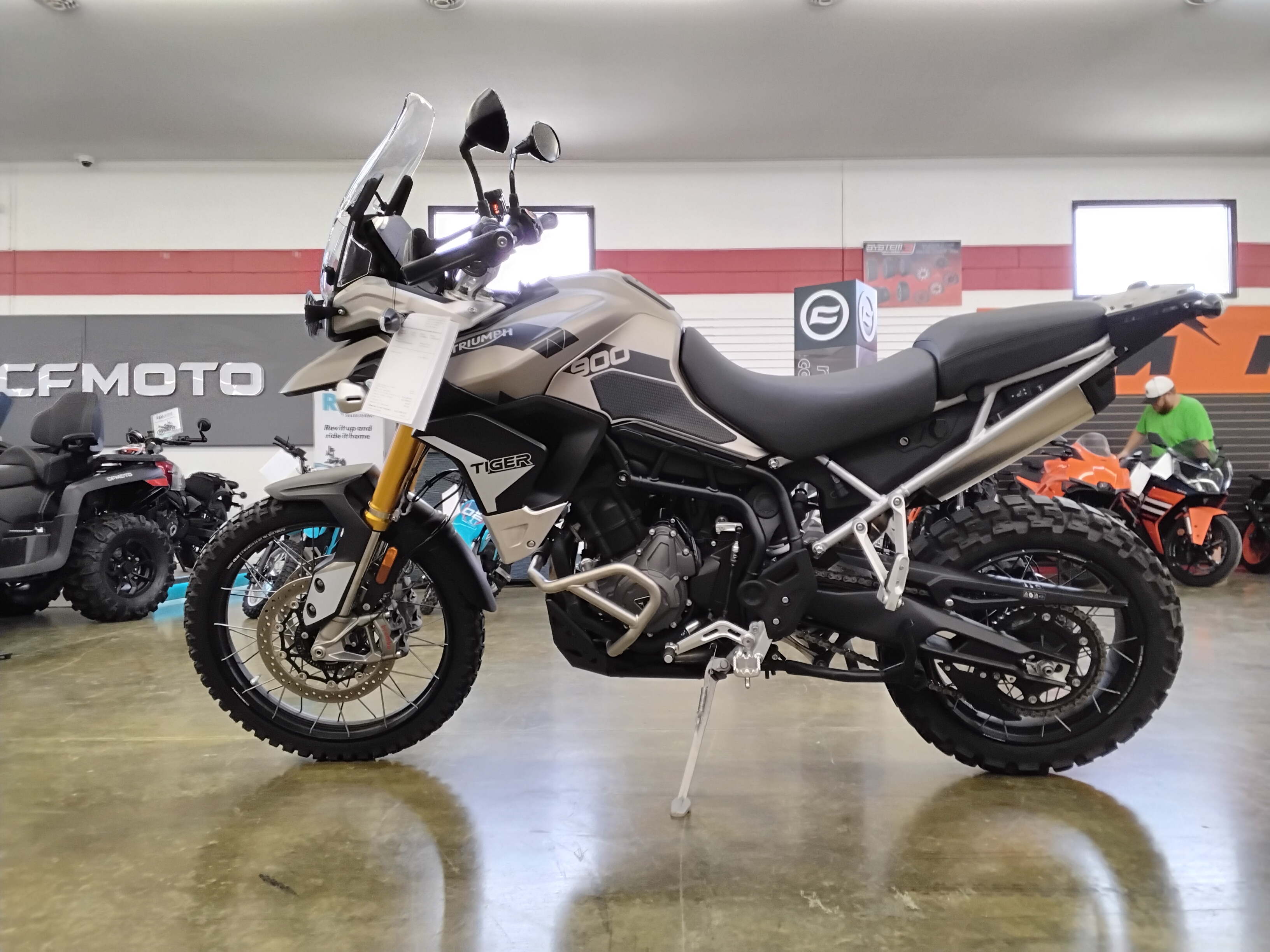 2023 Triumph Tiger 900 Rally Pro Bond Edition RALLY PRO in Rolla, MO