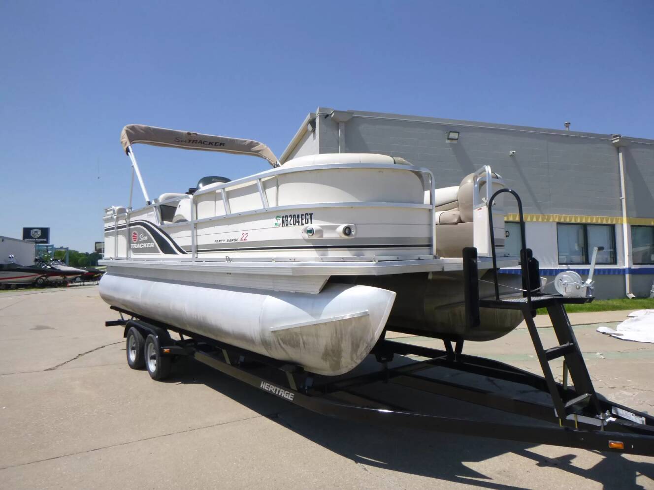 A photo of this 2003 Sun Tracker Party Barge 22