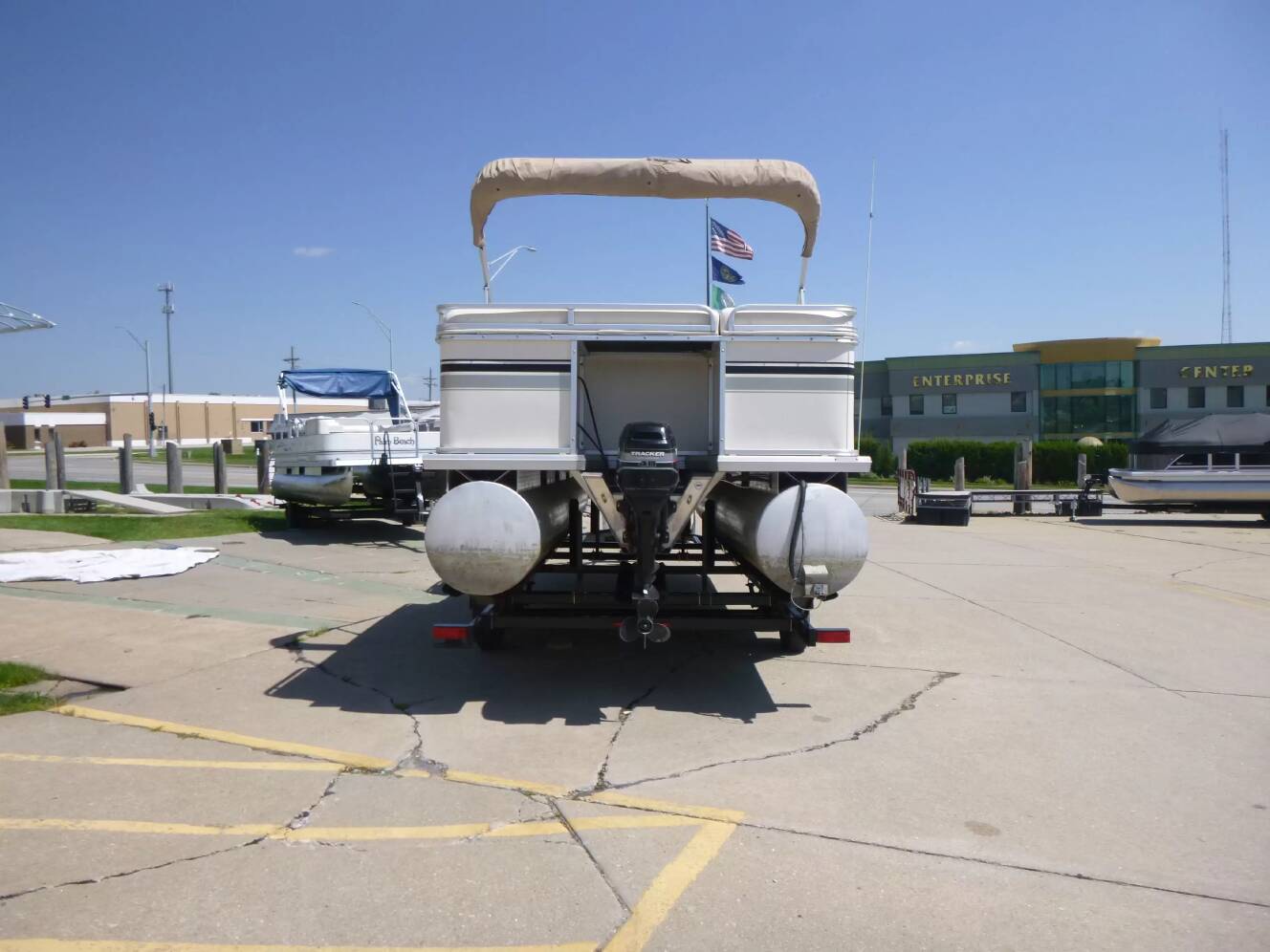 A photo of this 2003 Sun Tracker Party Barge 22