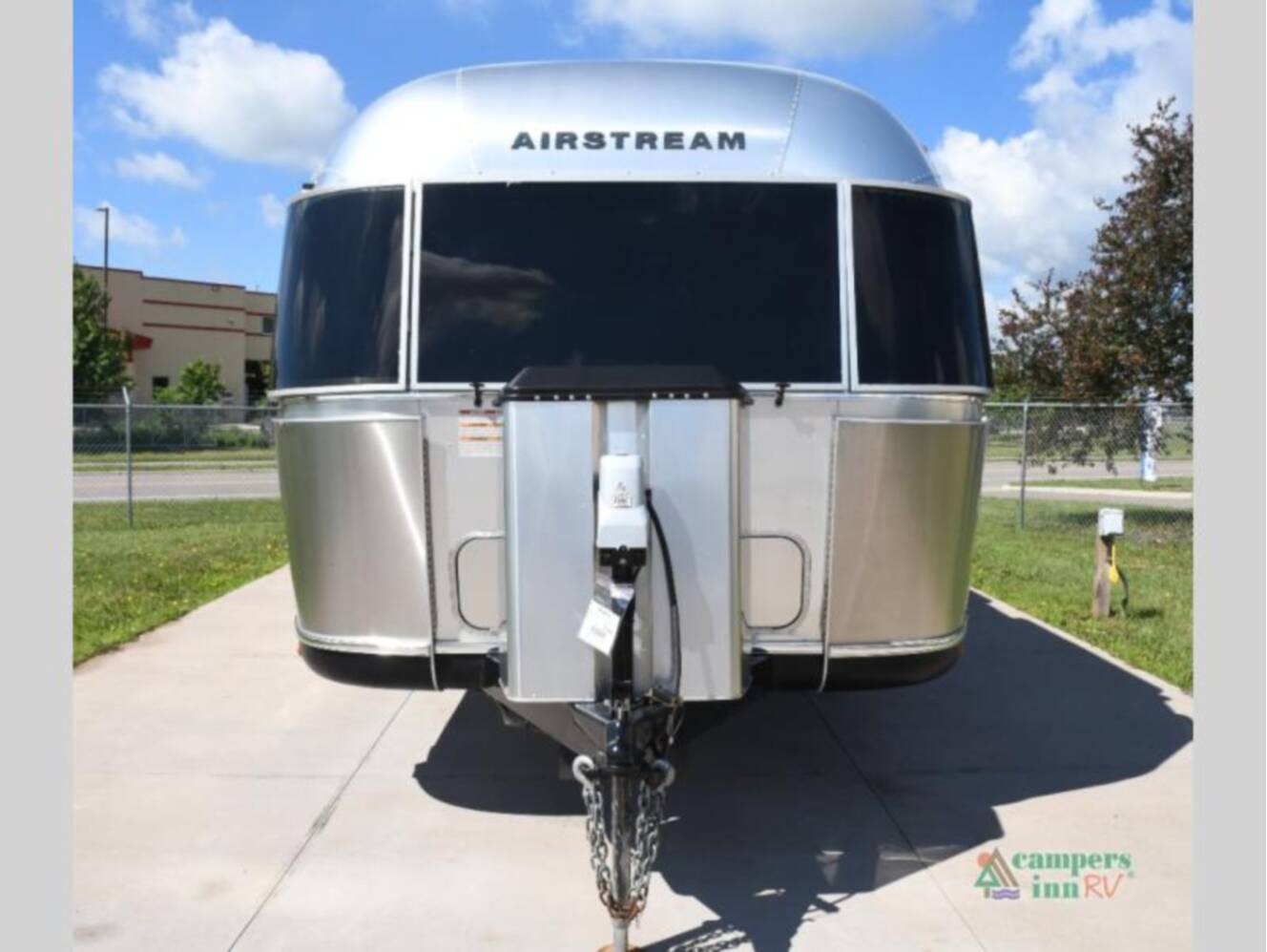 A photo of this 2019 Airstream Classic 33FBQ