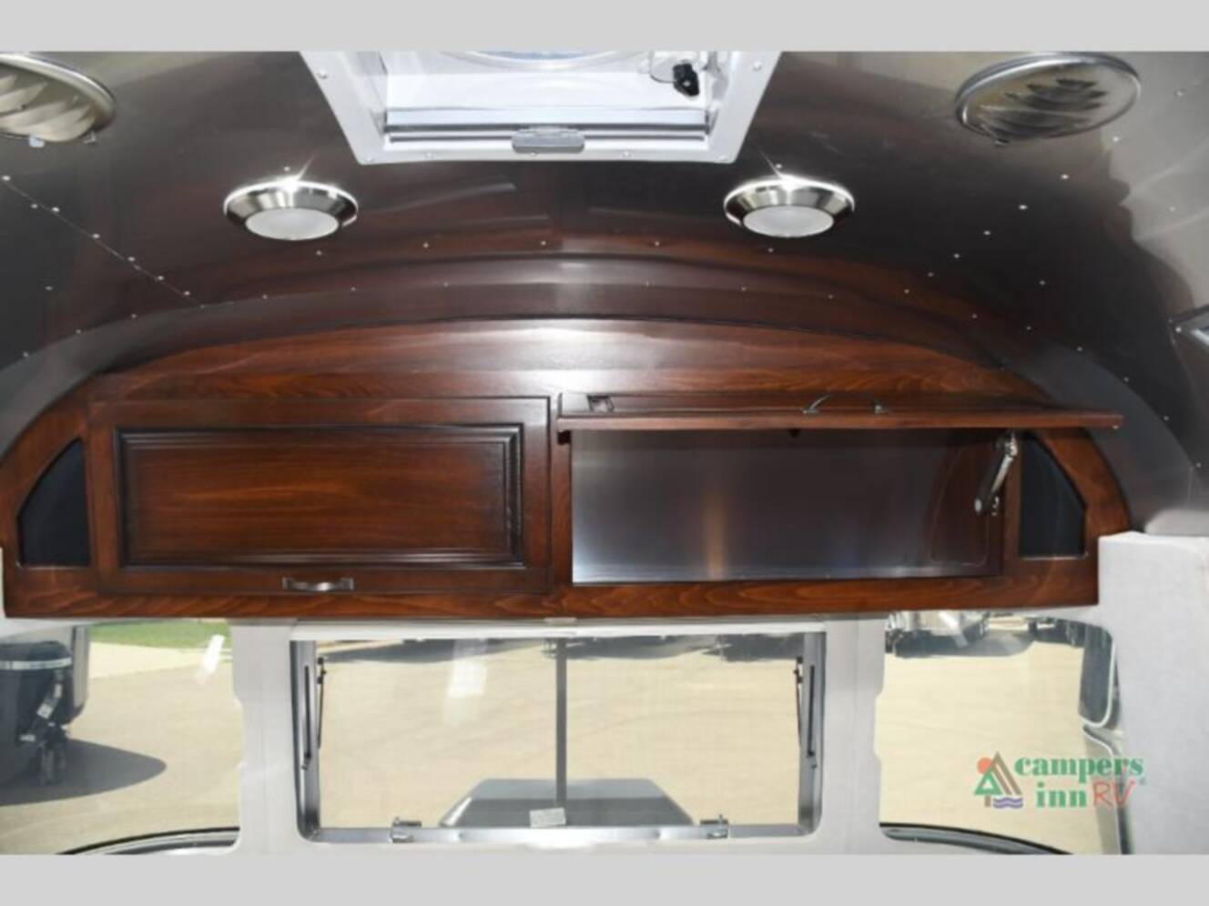 A photo of this 2019 Airstream Classic 33FBQ