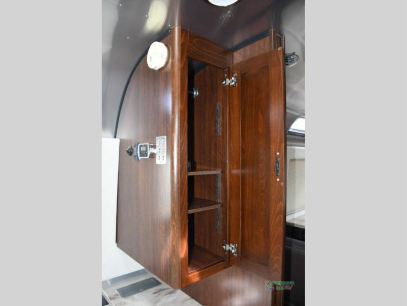A photo of this 2019 Airstream Classic 33FBQ