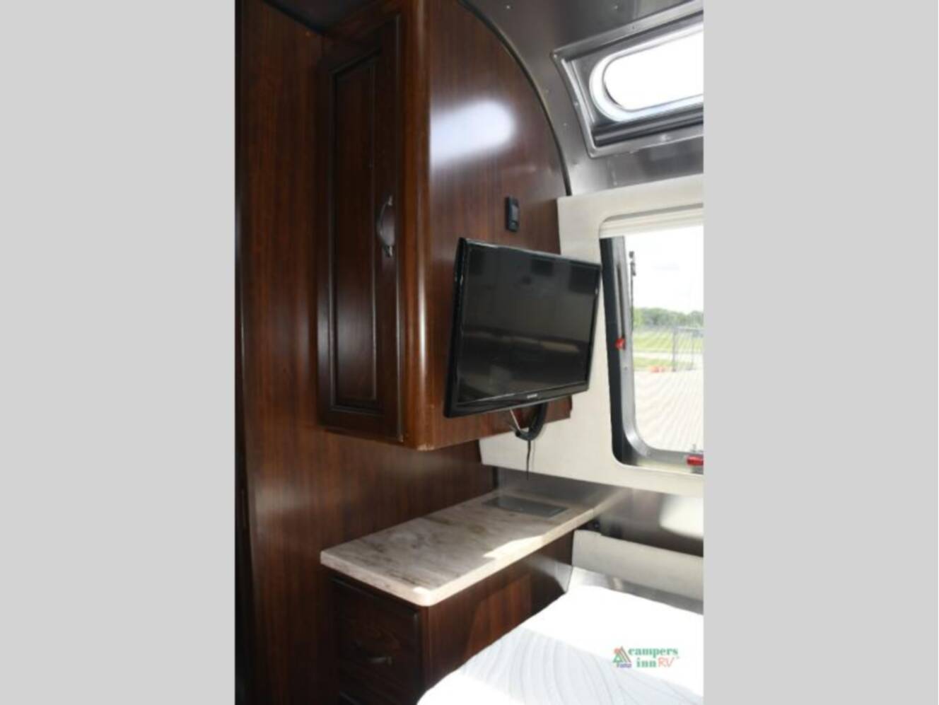 A photo of this 2019 Airstream Classic 33FBQ