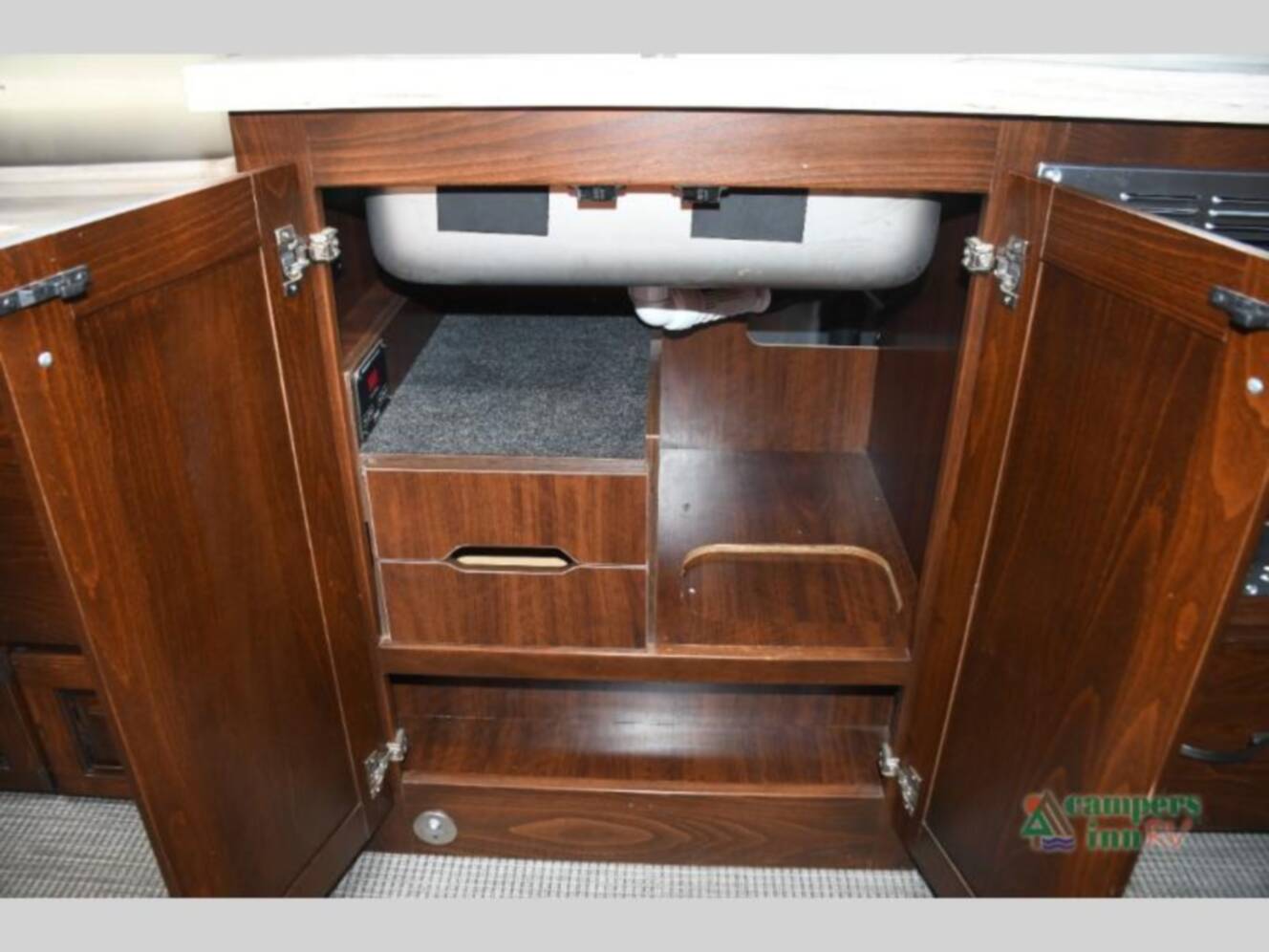 A photo of this 2019 Airstream Classic 33FBQ
