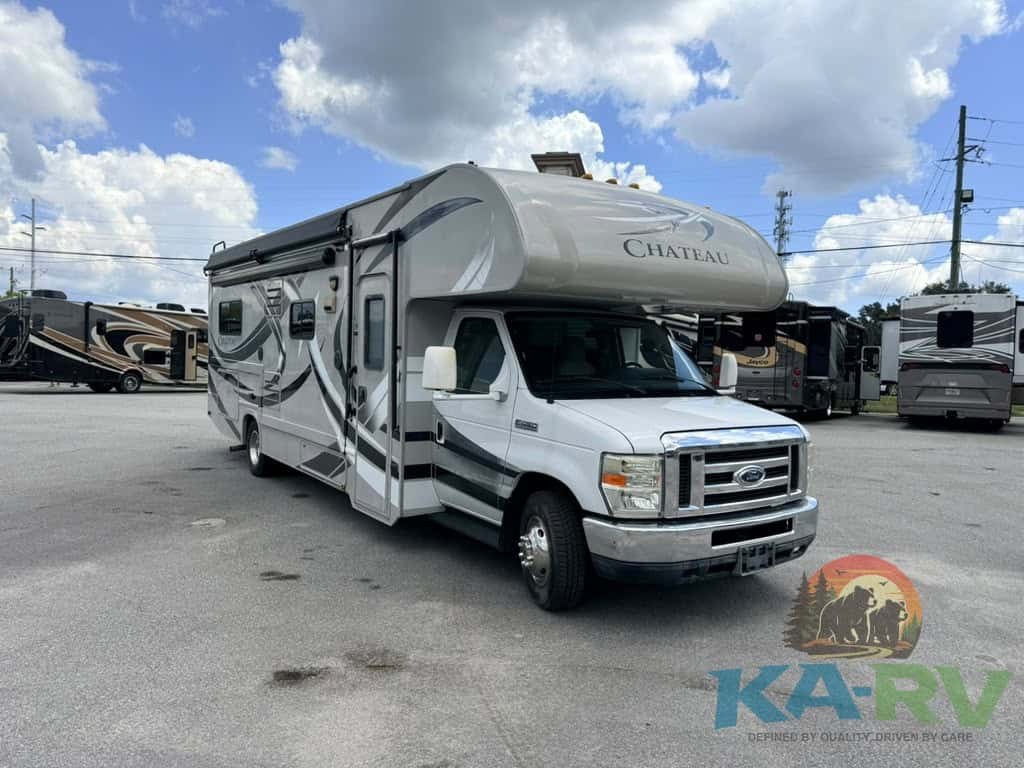2014 Chateau 28F in