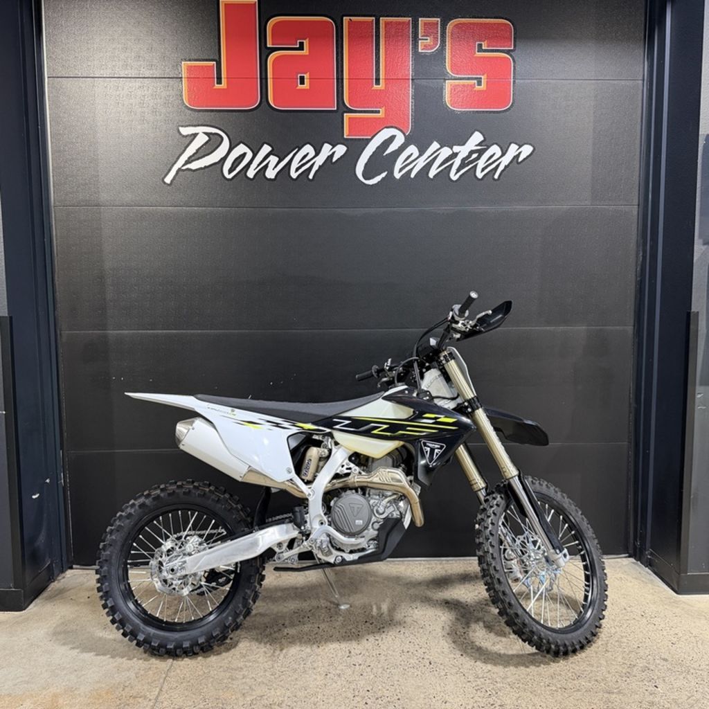 2026 Triumph TF 450-C Jet black/ Pure white 450-C in Reedsburg, WI