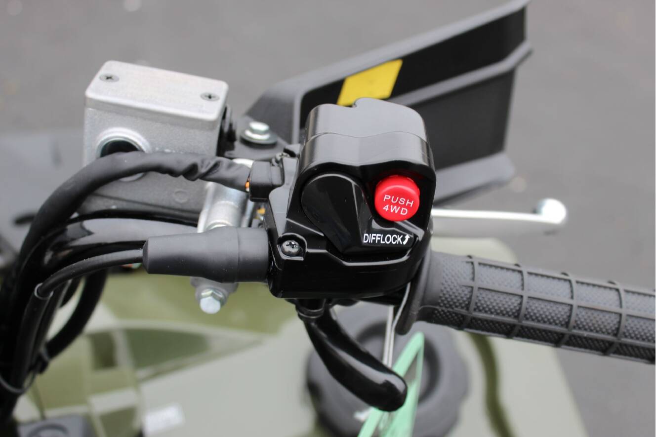 A photo of this 2026 Suzuki KingQuad 500AXi Power Steering