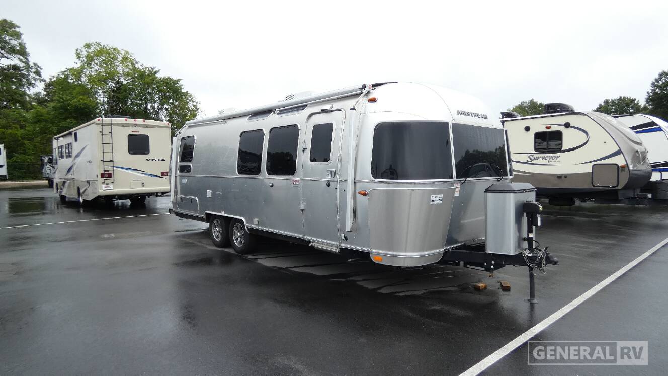 A photo of this 2023 Airstream POTTERY BARN SPECIAL EDITION 28RB