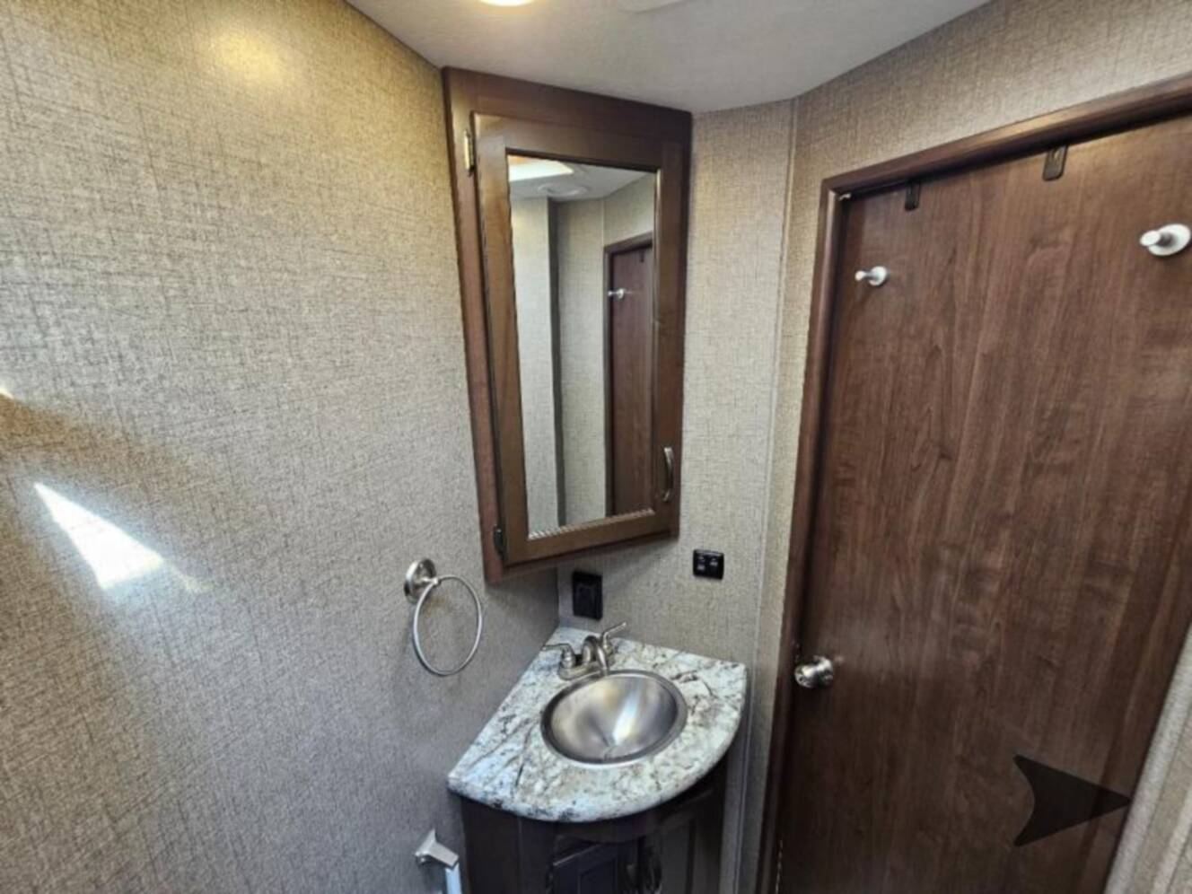 A photo of this 2020 Thor Motor Coach Freedom Traveler A27