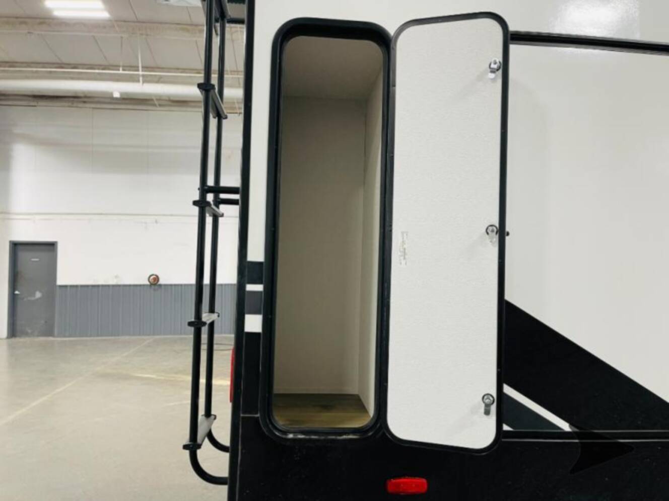 A photo of this 2026 Grand Design Reflection 100 Series 32BH