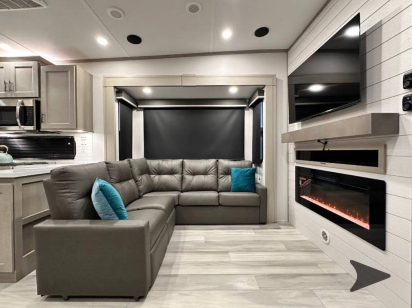 A photo of this 2026 Grand Design Influence 3203GK