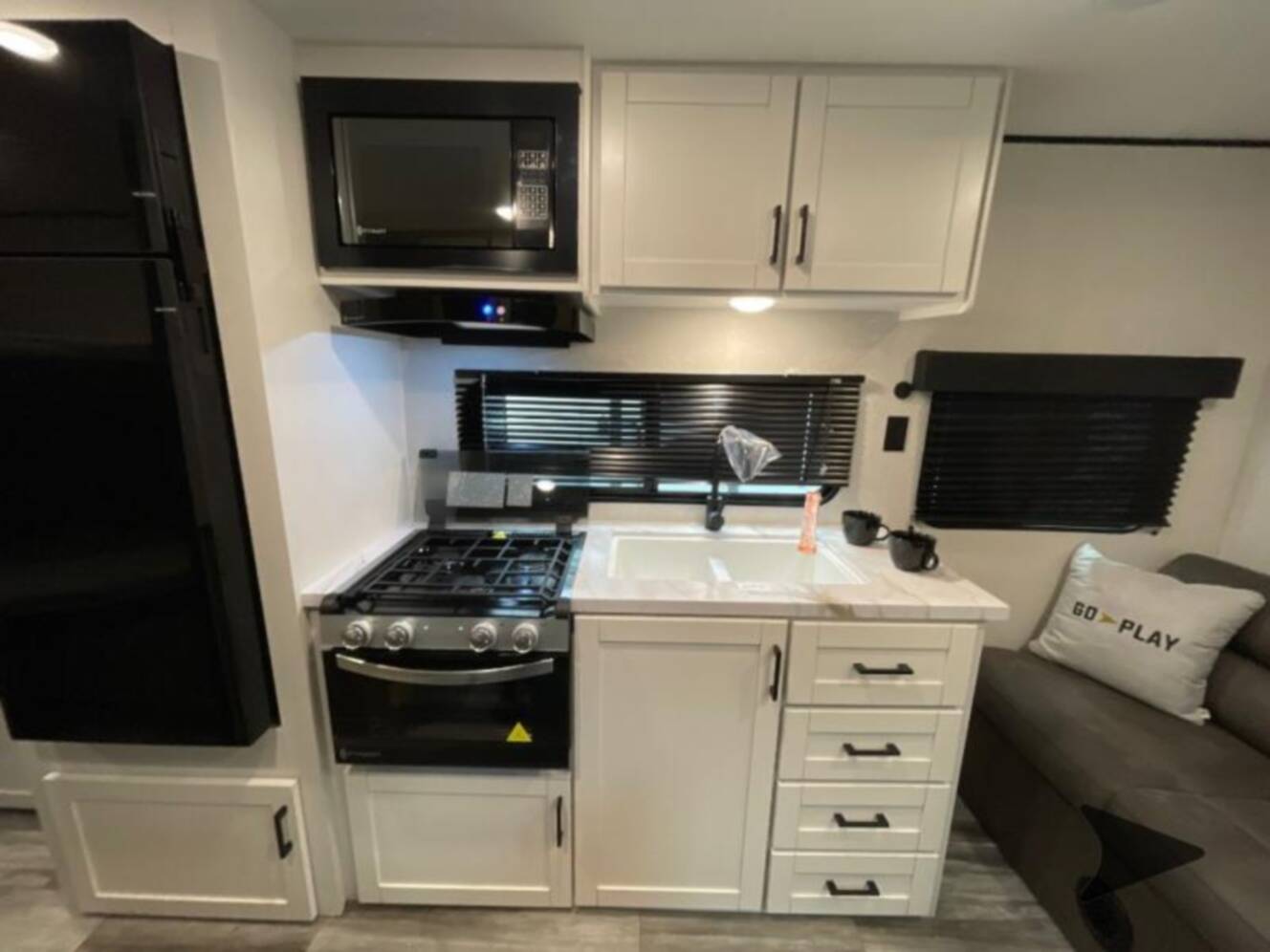 A photo of this 2026 Jayco Jay Flight SLX 260BHW