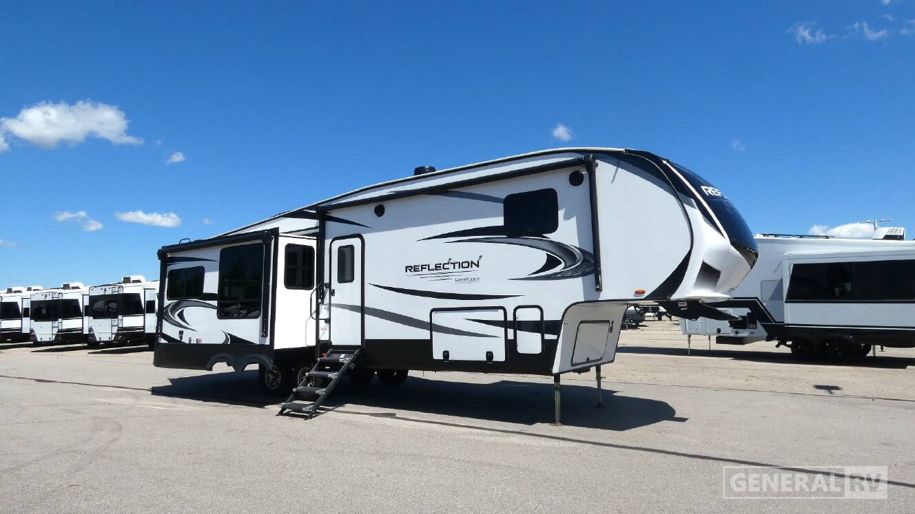 A photo of this 2022 Grand Design REFLECTION 337RLS