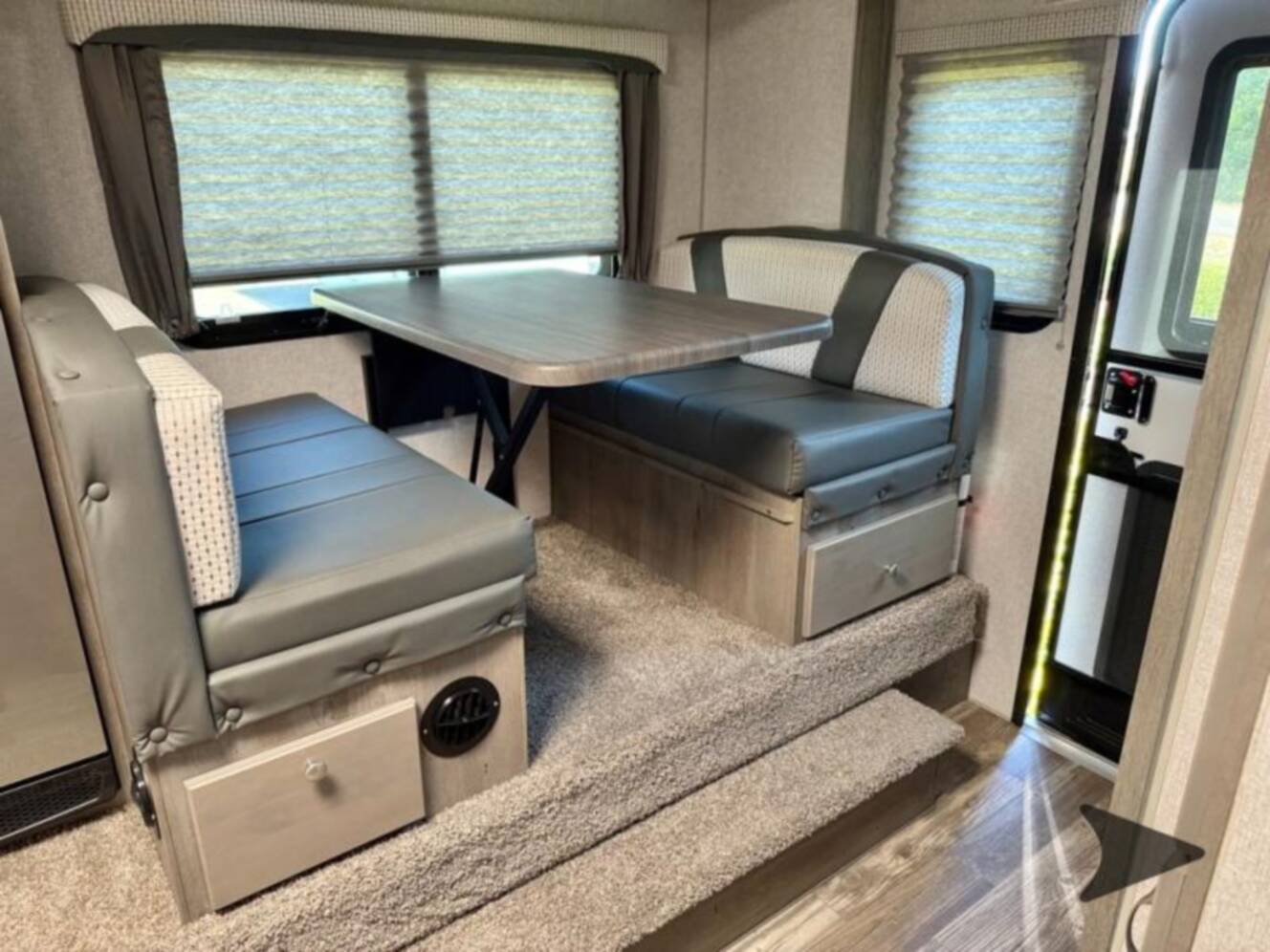 A photo of this 2026 Northwood Arctic Fox 811