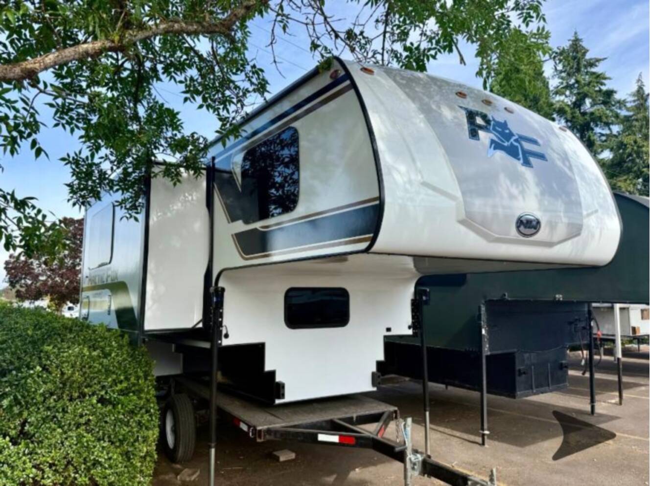 A photo of this 2027 Northwood Arctic Fox 990