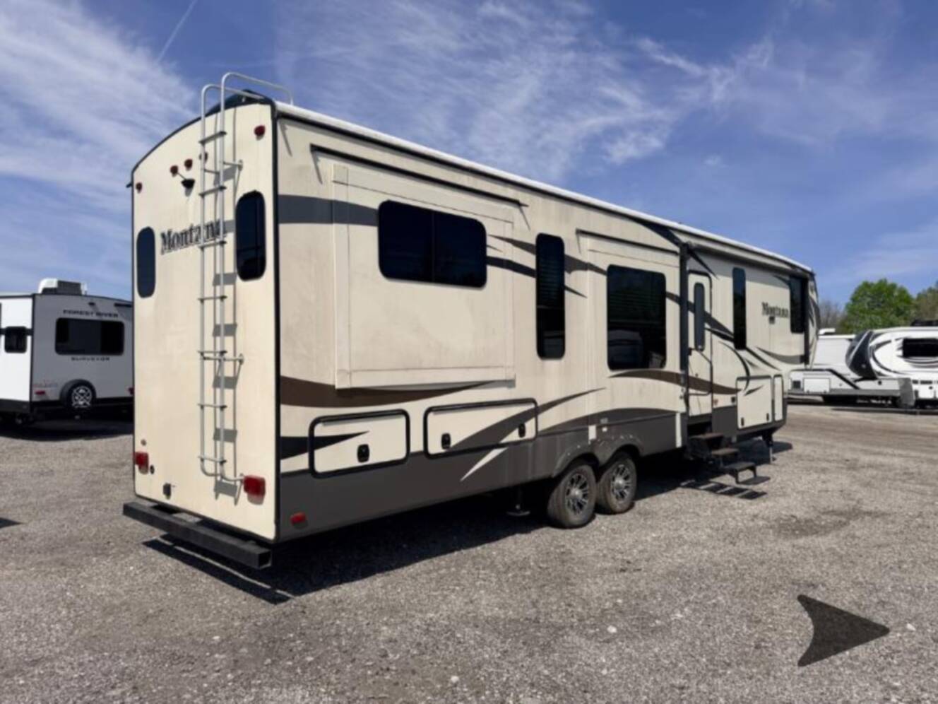 A photo of this 2016 Keystone Rv Montana 3791RD