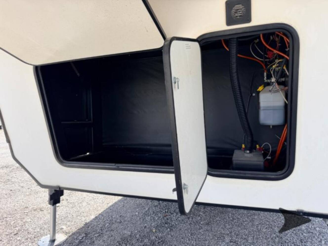 A photo of this 2016 Keystone Rv Montana 3791RD