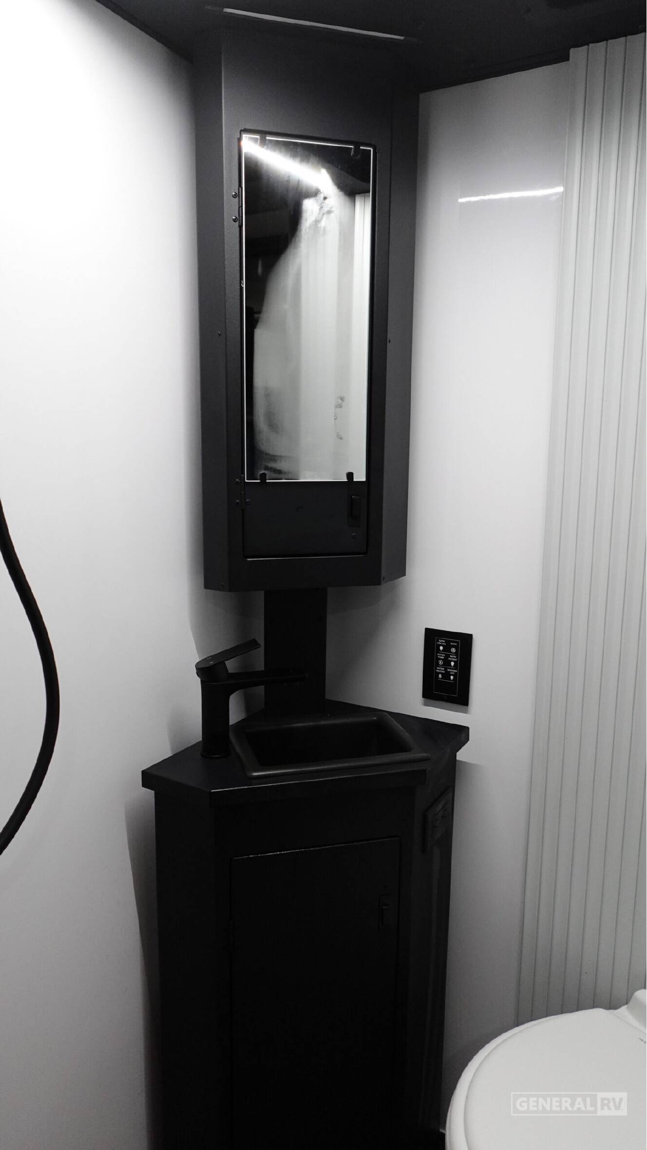 A photo of this 2026 Grand Design Lineage Series M 25TK