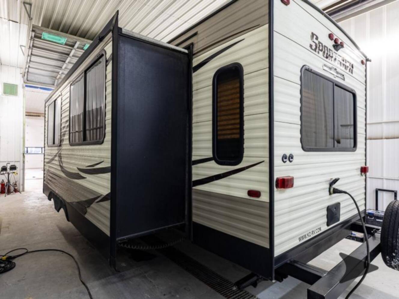 A photo of this 2018 Kz Sportsmen 281RL