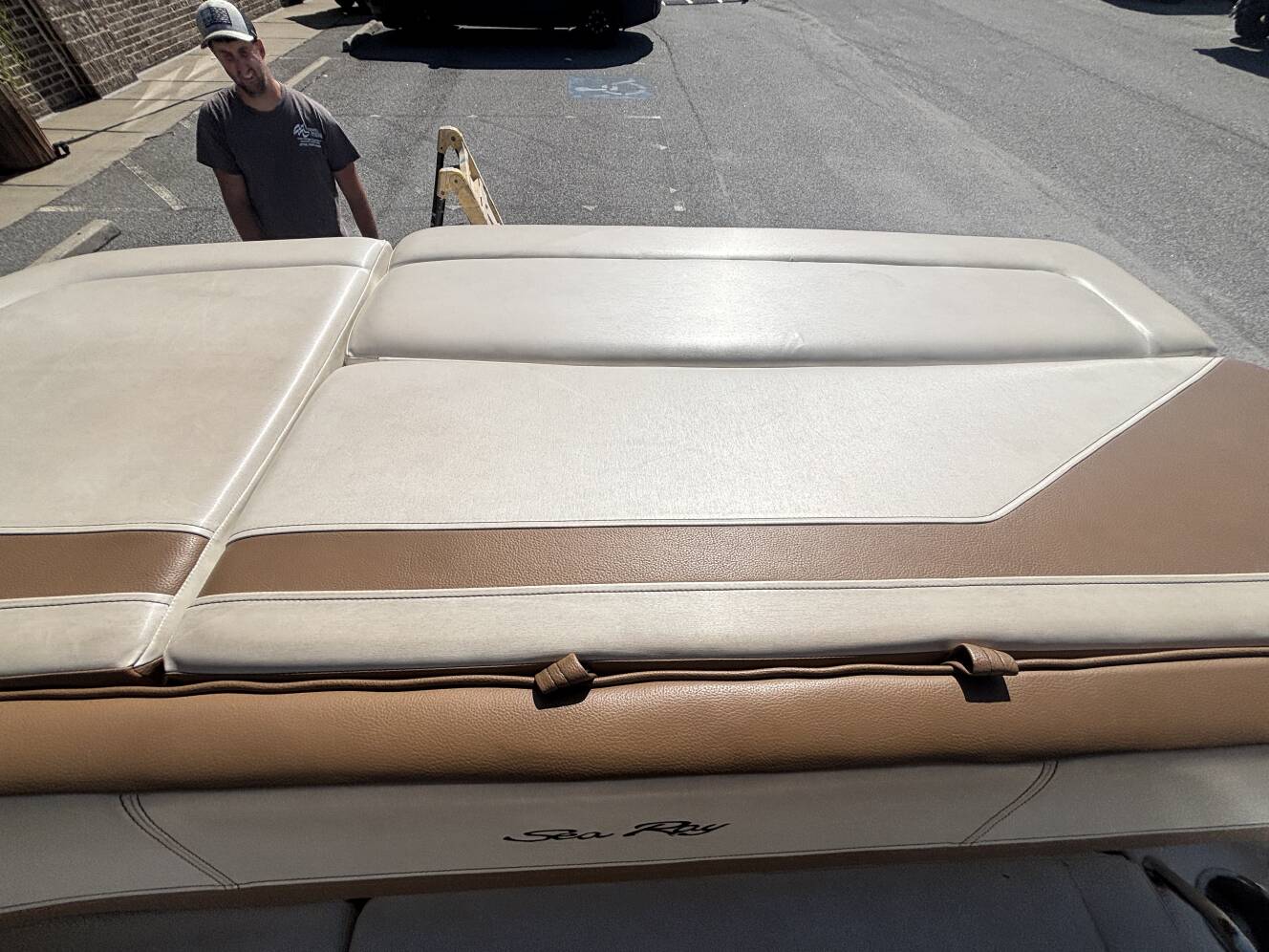 A photo of this 2018 Sea Ray 210 SPX w/MerCruiser 4.5L - 250HP Engine and Trailer
