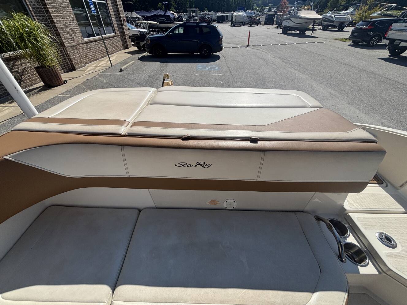 A photo of this 2018 Sea Ray 210 SPX w/MerCruiser 4.5L - 250HP Engine and Trailer