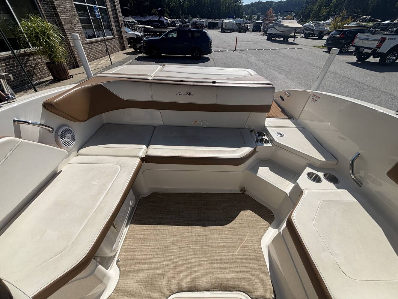 A photo of this 2018 Sea Ray 210 SPX w/MerCruiser 4.5L - 250HP Engine and Trailer