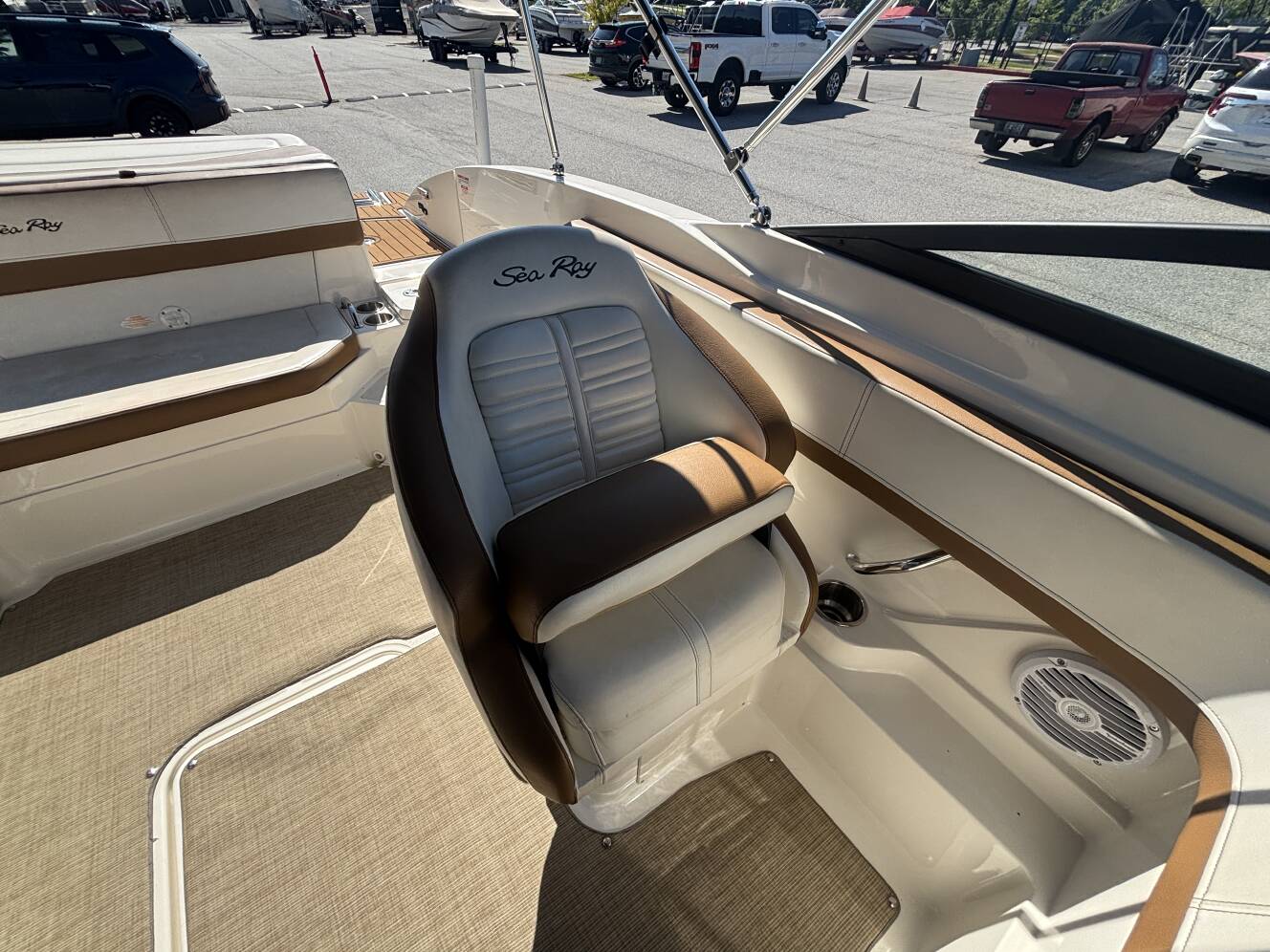 A photo of this 2018 Sea Ray 210 SPX w/MerCruiser 4.5L - 250HP Engine and Trailer