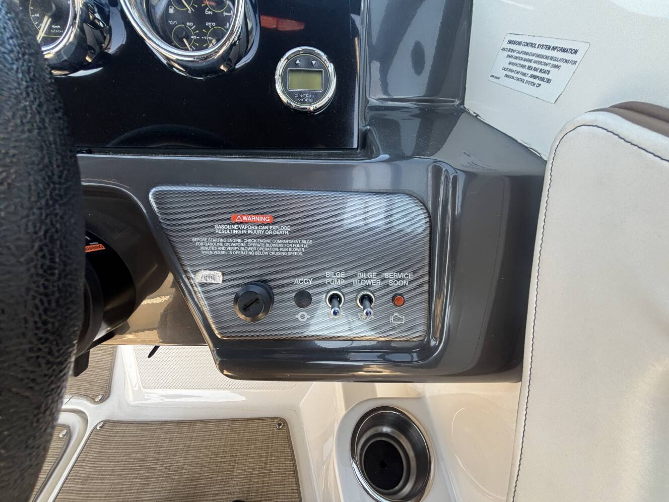 A photo of this 2018 Sea Ray 210 SPX w/MerCruiser 4.5L - 250HP Engine and Trailer