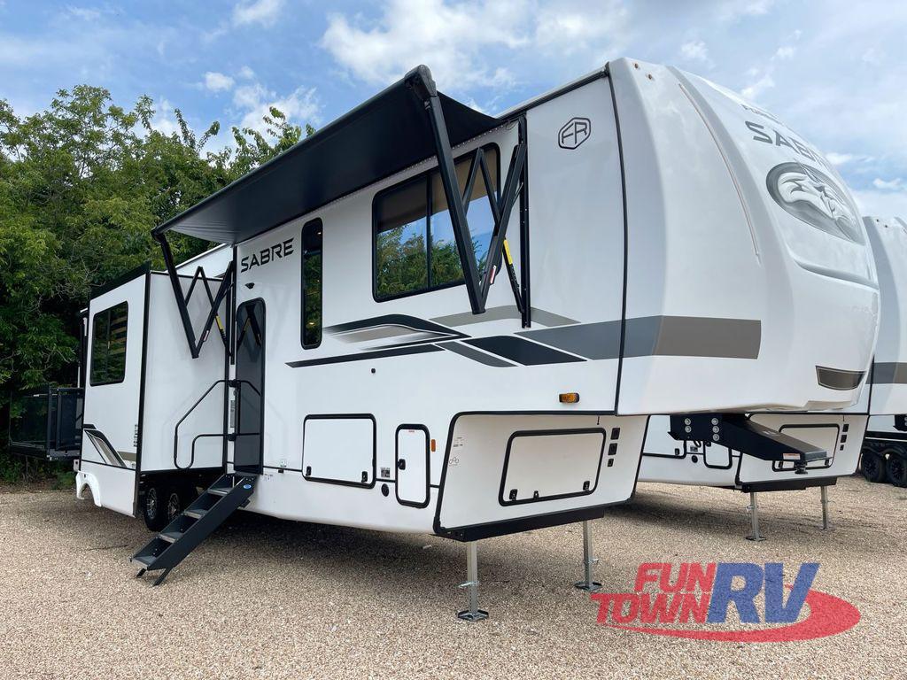 2027 Forest River Rv Sabre 37RVMILES in denton TX