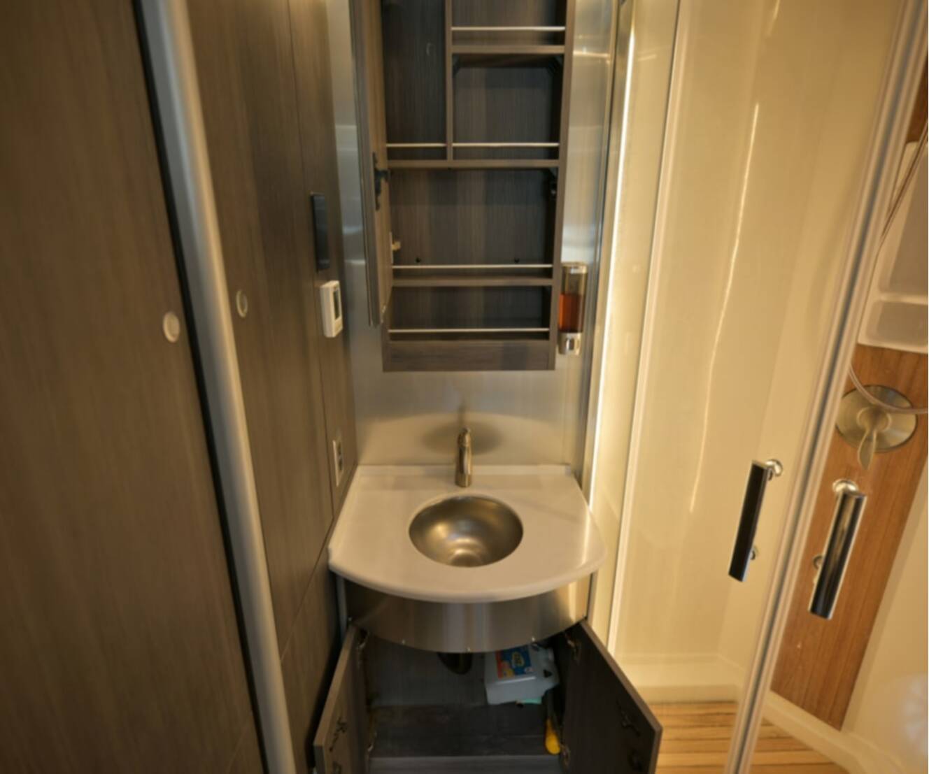 A photo of this 2022 Airstream ATLAS 24MS