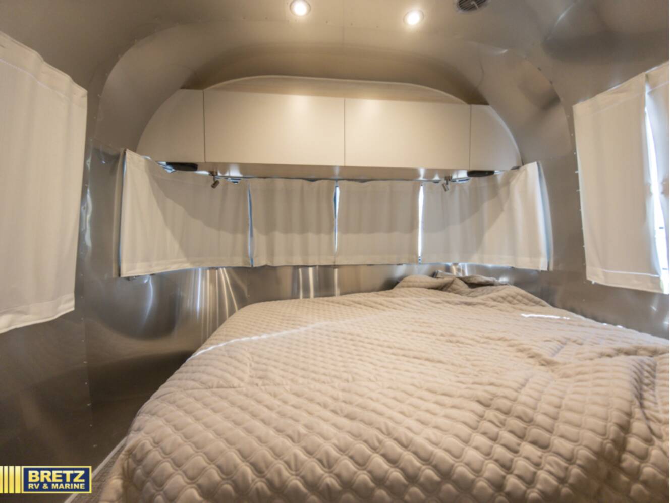 A photo of this 2026 Airstream Flying Cloud 25FB