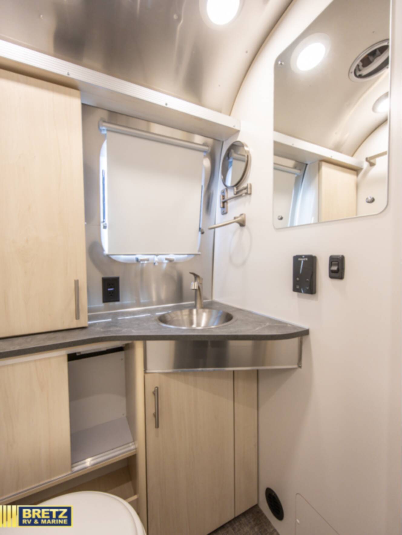 A photo of this 2026 Airstream Flying Cloud 25FB