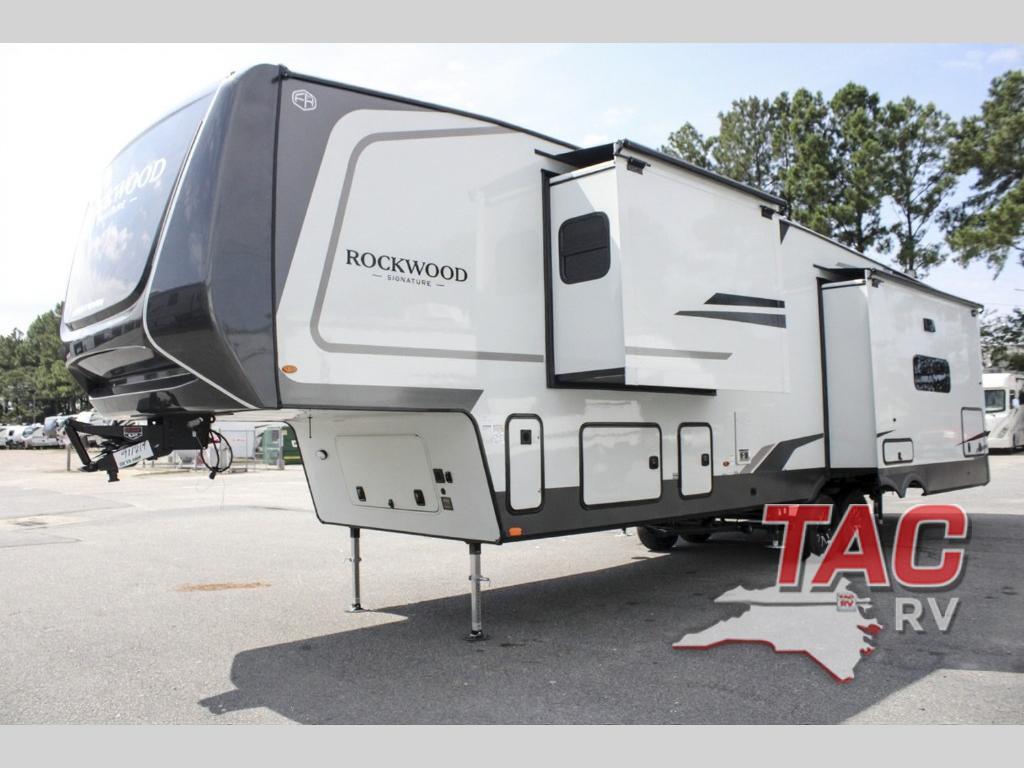 2027 Forest River Rv Rockwood Signature 401SFB in moyock NC