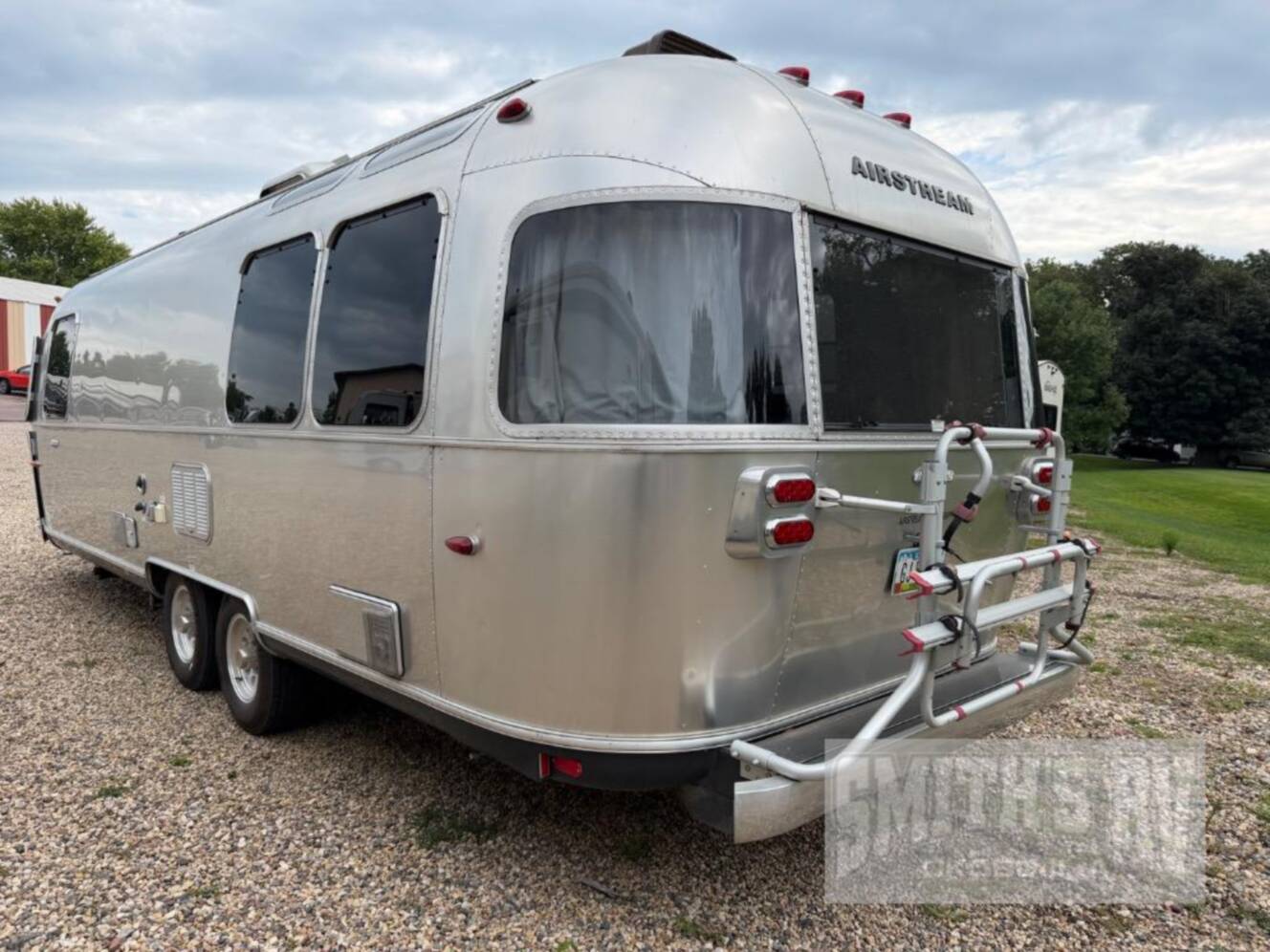 A photo of this 2015 Airstream International Signature 27FB