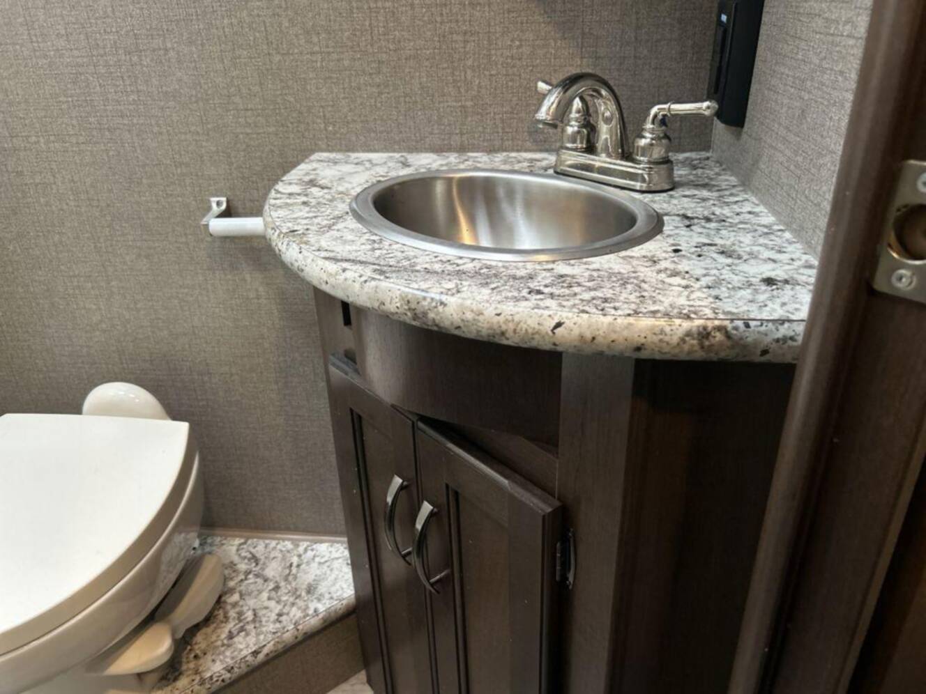 A photo of this 2020 Thor Motor Coach Freedom Traveler A27