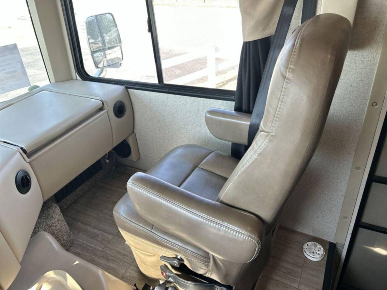 A photo of this 2020 Thor Motor Coach Freedom Traveler A27