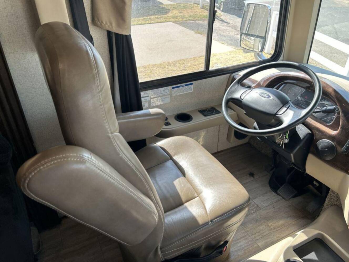 A photo of this 2020 Thor Motor Coach Freedom Traveler A27