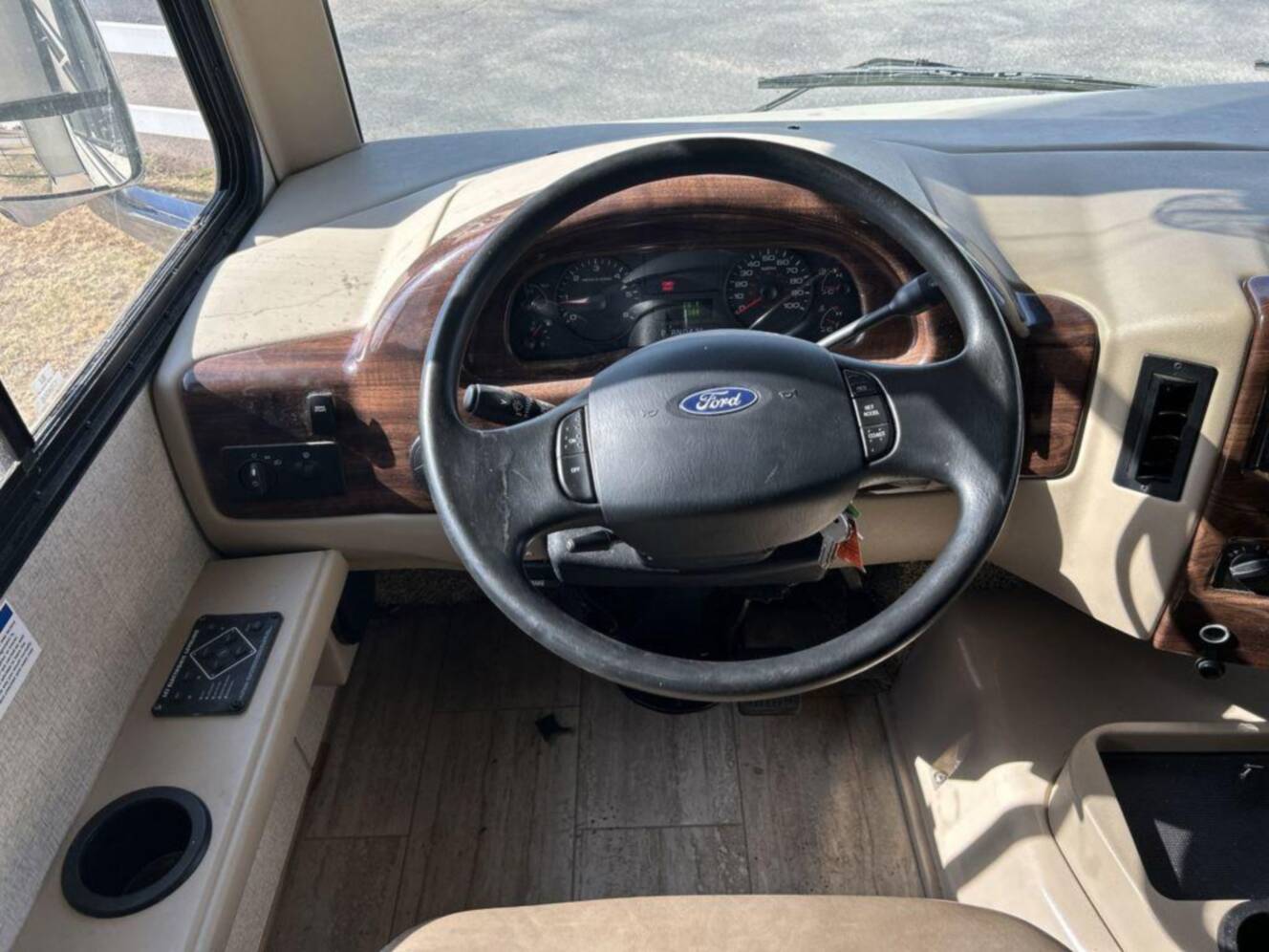A photo of this 2020 Thor Motor Coach Freedom Traveler A27