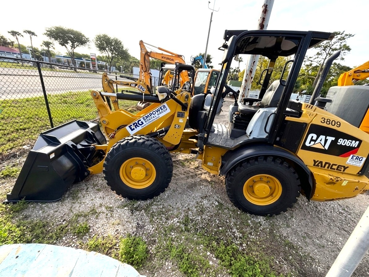 2019 CAT 906M in Tifton, GA