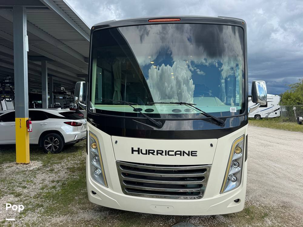 2022 Thor Motor Coach Hurricane 35M in punta gorda FL